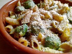 Moldy pasta and sprouts, presumably, which is what vegans so virtuously eat, unlike the rest of us, who are obviously moral troglodytes with no conscience. (Photo credit: Lablascovegmenu)