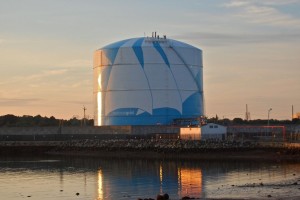 liquefied natural gas storage tank