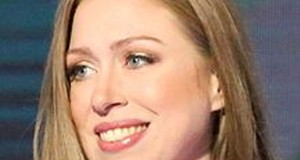 Chelsea Bomb Prompts Clinton To Claim Daughter The Target
