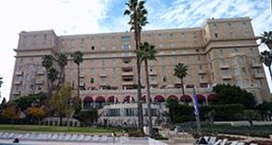 King David Hotel Making Sure Only To Send Male Staff To Bill Clinton’s Suite