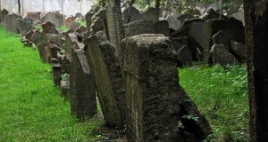 France Vows To Protect Remaining Undefaced Jewish Tombstone