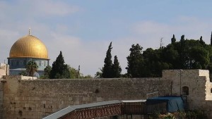 Kotel w dome